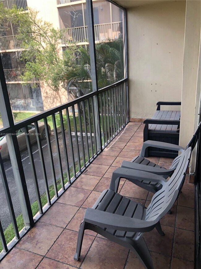 Building Photo - 8730 SW 133rd Avenue Rd