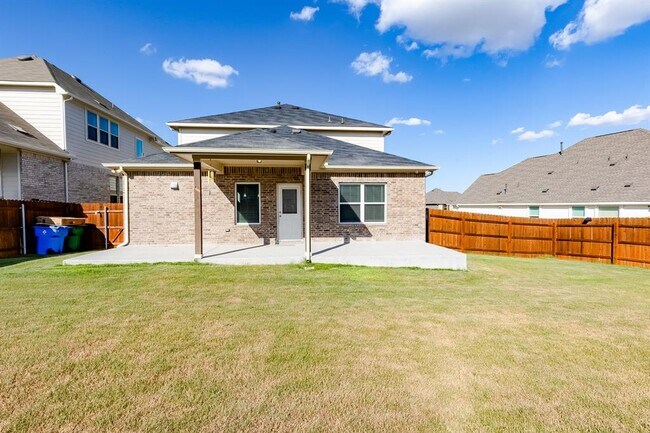 Building Photo - 6601 Avila Way