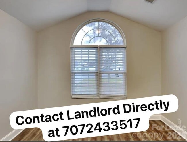 Building Photo - 120 S 4th St