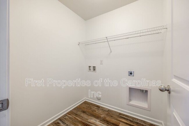 Building Photo - 16619 Broadwing Pl