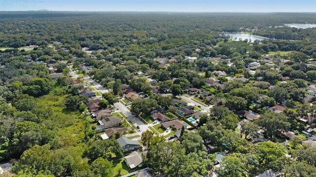 Building Photo - 18423 Swan Lake Dr