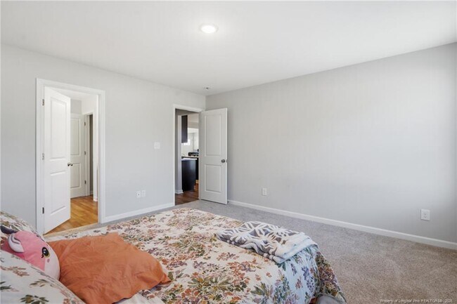 Building Photo - 50 Terrier Ct