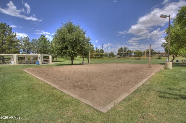 Building Photo - 12624 N 73rd Pl