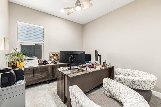 Building Photo - 7611 E Camino Vivaz