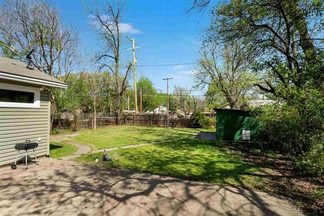 Building Photo - 2508 Fain St