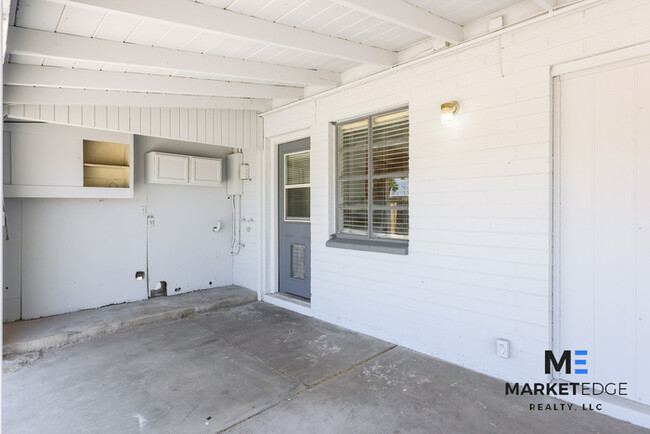 Building Photo - 4 Bed/2Bath Home at 39th Ave/Camelback! Re...