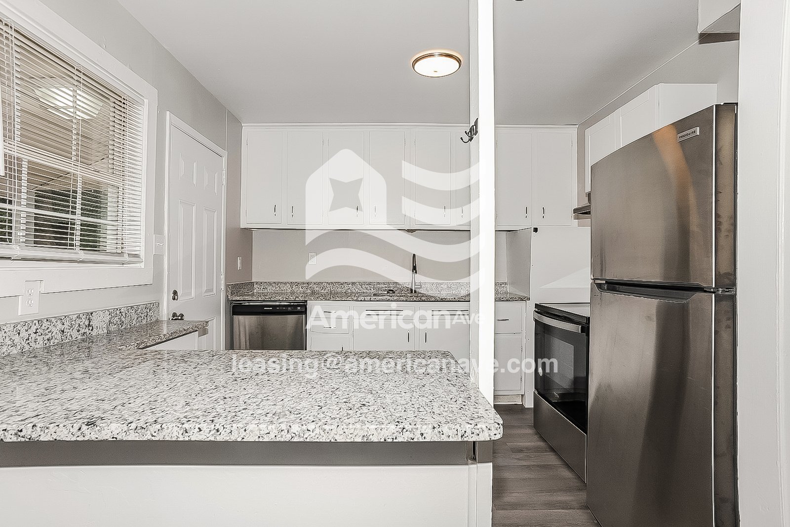 Building Photo - 674 Morton Ave NE