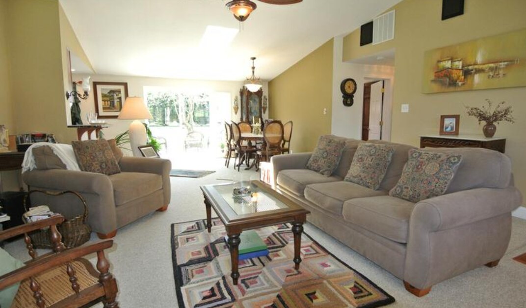 Building Photo - 2255 Engle Rd