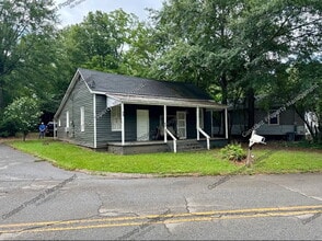 Building Photo - 430 N 2nd St
