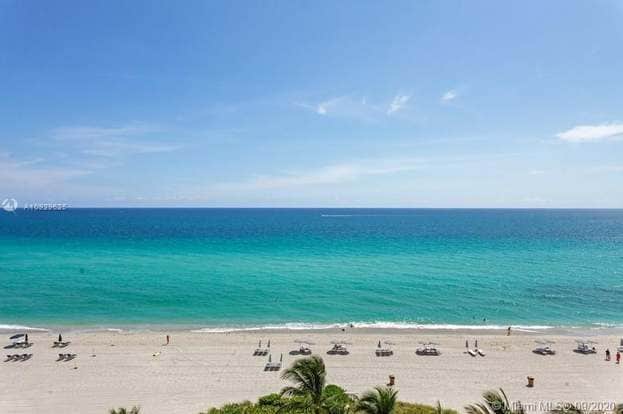 Building Photo - 17001 Collins Ave