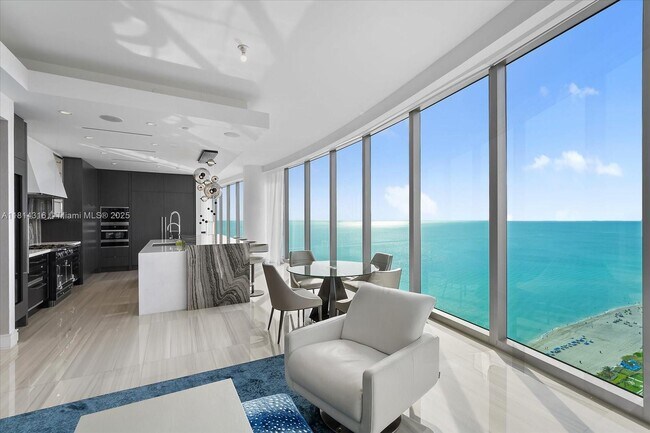 Building Photo - 17901 Collins Ave