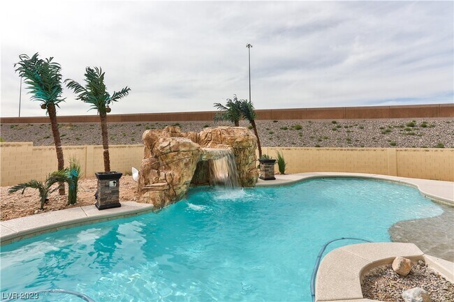 Building Photo - 6715 Arville St