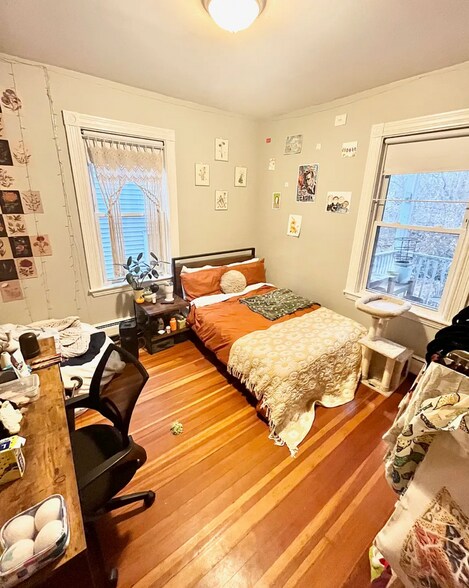 Building Photo - 12 Bucknam St