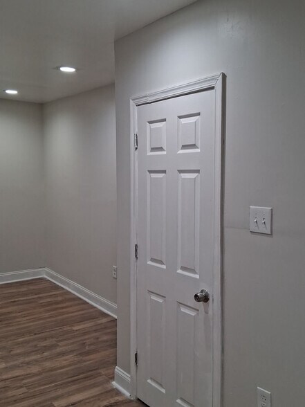 Building Photo - 5301 Belfield Ave