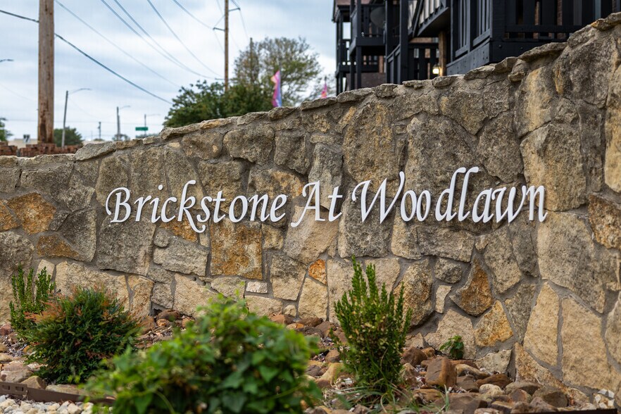 Primary Photo - Brickstone at Woodlawn LLC