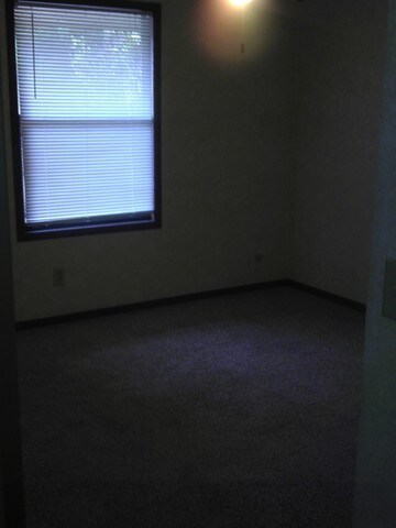 Building Photo - Konigsburg Red Deer, LLC