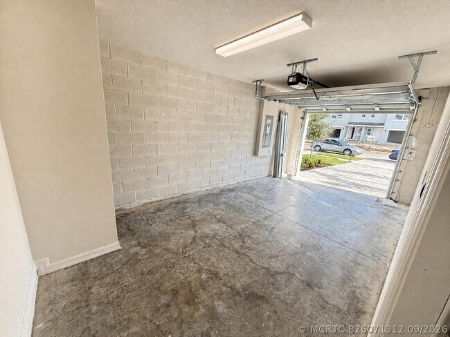 Building Photo - 8172 Cobblestone Dr