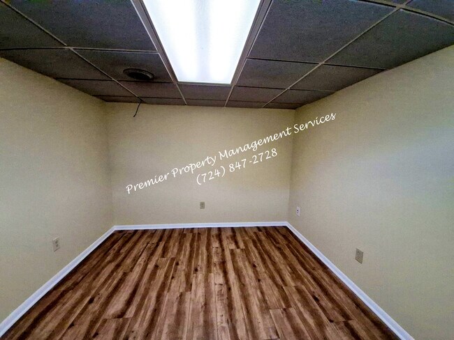 Building Photo - 1820 9th Ave