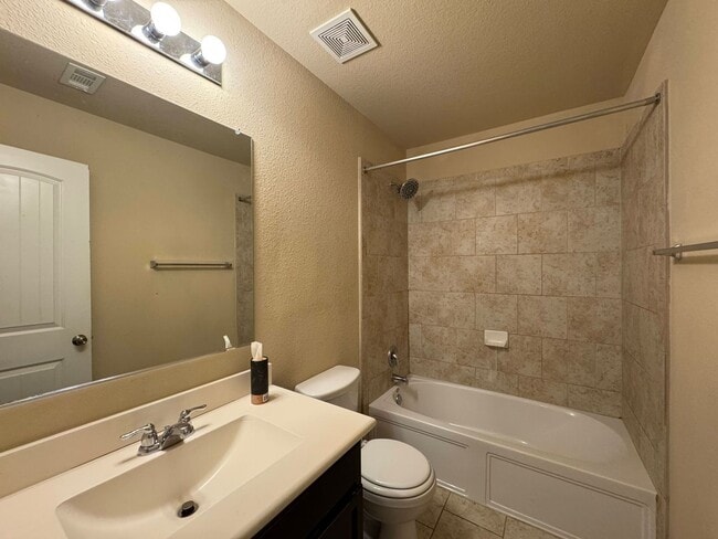 Building Photo - 6401 Alabaster Dr