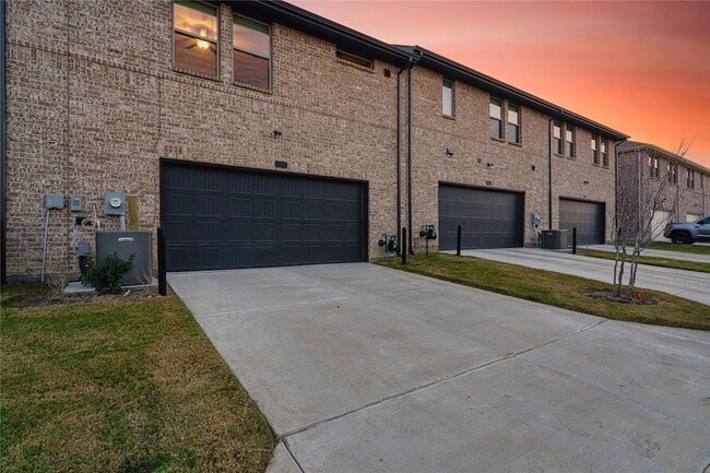 Building Photo - 7368 Panicum Dr