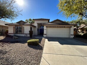 Building Photo - 3 Bed/ 2 Bath Home with Den in Arrowhead Ranch with Pool!