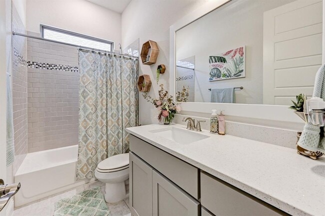 Building Photo - 4221 Davis Oak Dr