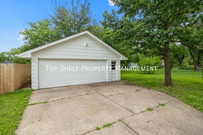 Building Photo - 3609 56th St