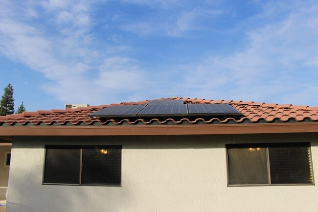 Building Photo - 6509 Kearsarge Way