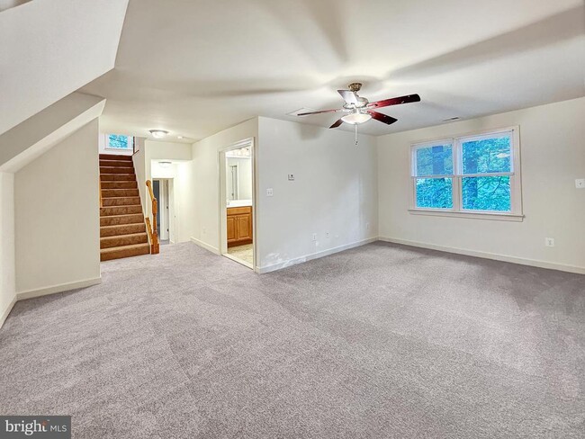 Building Photo - 5704 Captain Jones Ct