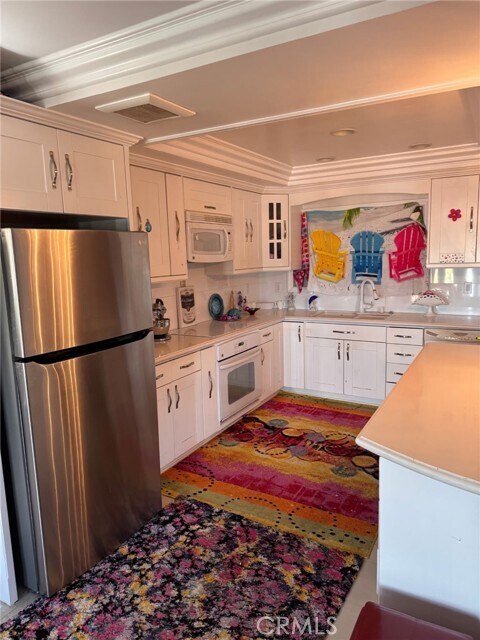 Building Photo - 4002 C. Sonora