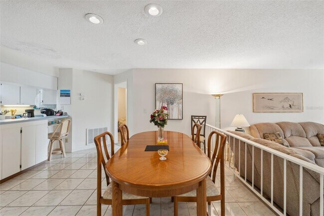 Building Photo - 3942 Trophy Blvd