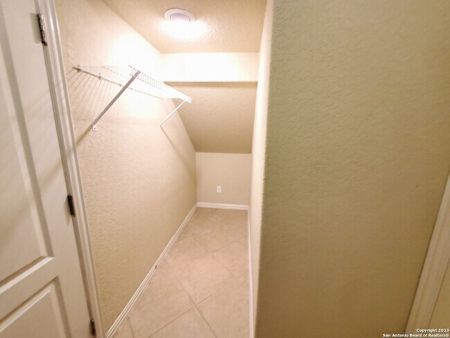 Building Photo - 11927 Jasmine Way
