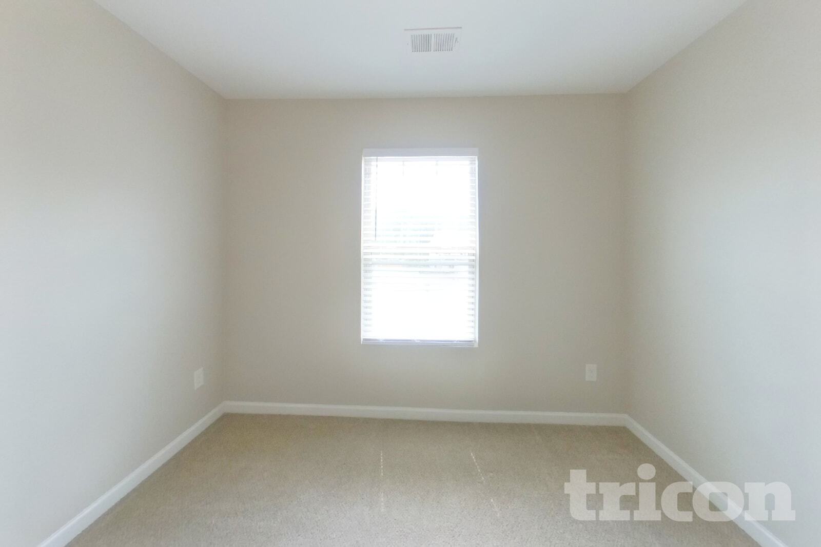 Building Photo - 4118 Lindbergh Wy