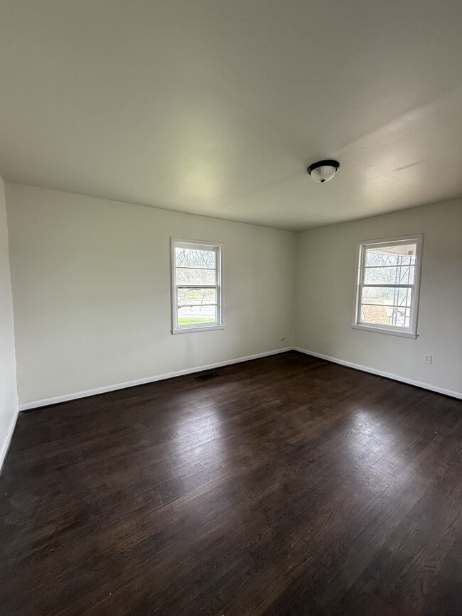 Building Photo - 6117 Patton Ave