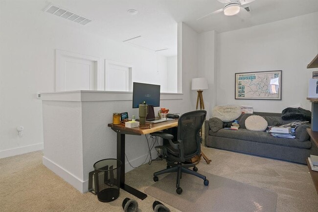 Building Photo - 5806 Sutherlin Rd