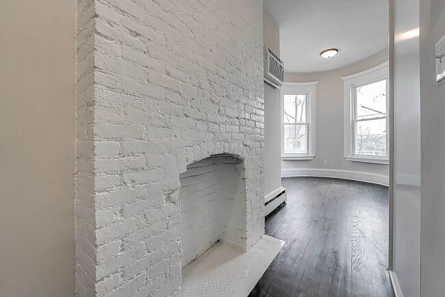 Building Photo - 486 Bramhall Ave