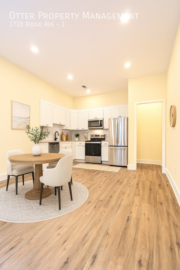 Building Photo - 1728 Ridge Ave