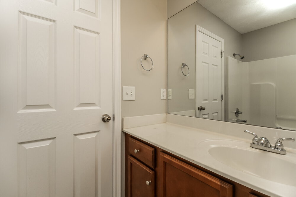 Building Photo - 127 Lyndhurst Dr