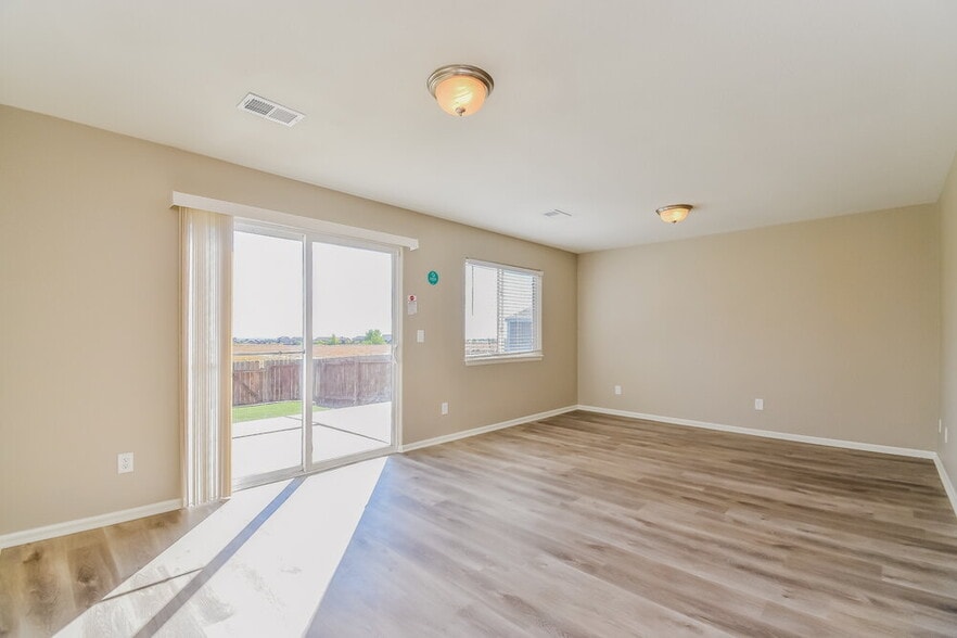 Building Photo - 9489 Portmarnock Ct