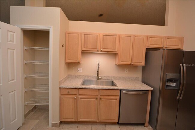 Building Photo - 101 Boulder Rock Dr