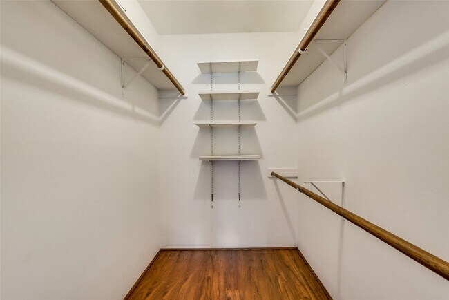 Building Photo - 8787 Brae Acres Rd