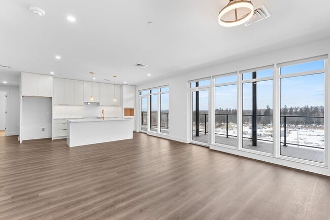 Building Photo - Wrap-Around Balcony Living - 2 Bedroom in ...