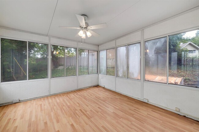 Building Photo - 640 S Sappington Rd