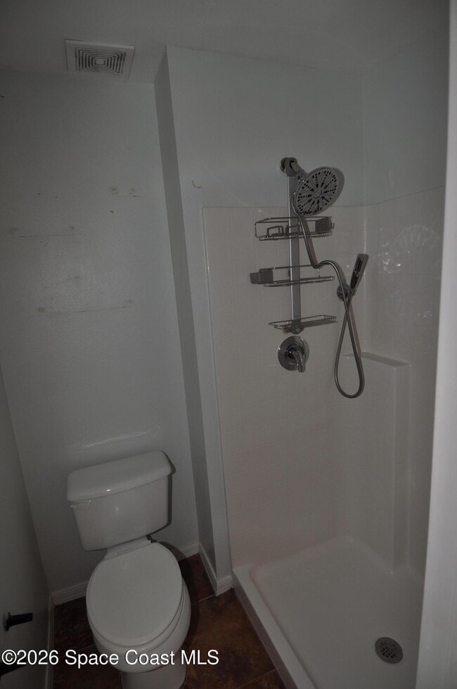 Building Photo - 1701 Sawgrass Dr SW