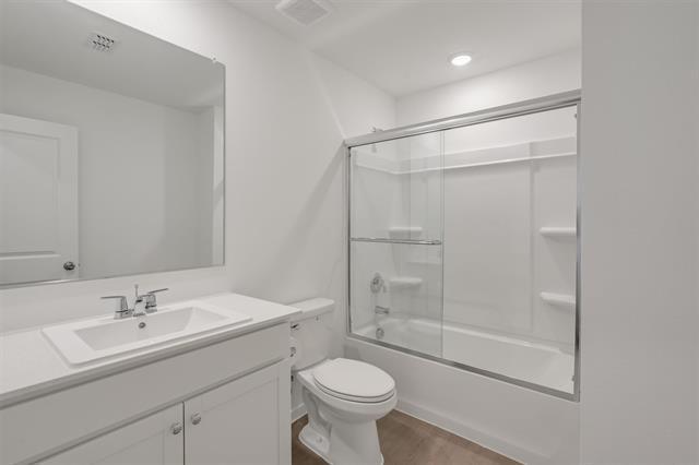 Building Photo - 3710 Oleander Pl