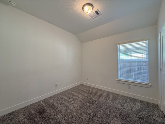 Building Photo - 10030 Crescendo Wy