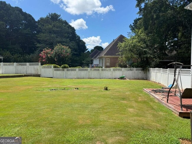 Building Photo - 4000 Hogans Mill Ln