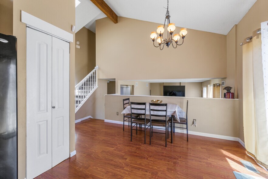 Building Photo - 4325 Horizonpoint Dr