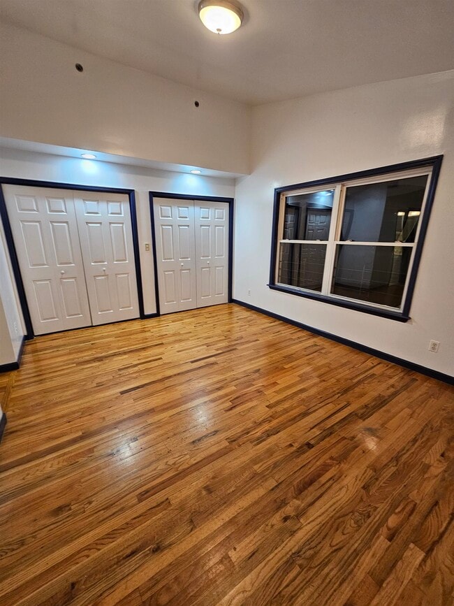 Building Photo - 2707 Central Ave