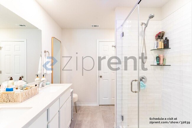 Building Photo - 15705 Singh Dr